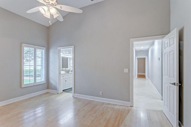 139 Brookhaven Court, Palm Beach Gardens, FL 33418