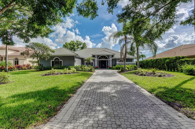 139 Brookhaven Court, Palm Beach Gardens, FL 33418