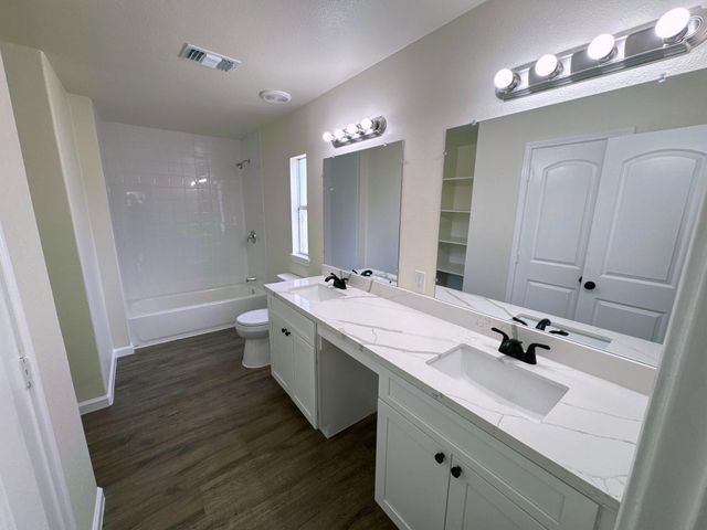272 Lakewood Drive, Trinity, TX 75862