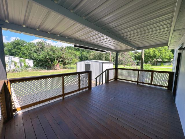 272 Lakewood Drive, Trinity, TX 75862