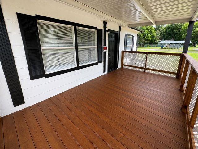 272 Lakewood Drive, Trinity, TX 75862