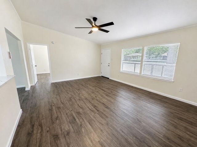 272 Lakewood Drive, Trinity, TX 75862