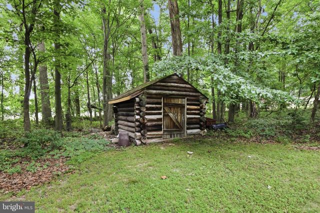 9 ROCKLAND WAY, Glenmoore, PA 19343