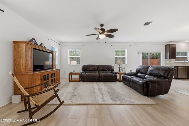 5573 Reagan Avenue, Titusville, FL 32780