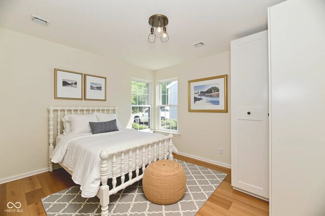 7802 Harbour, Indianapolis, IN 46240