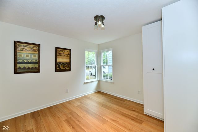 7802 Harbour, Indianapolis, IN 46240