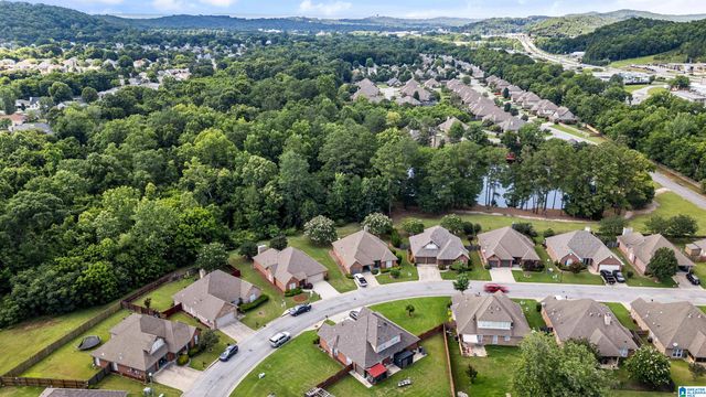 337 CREEKSIDE LANE, Pelham, AL 35124