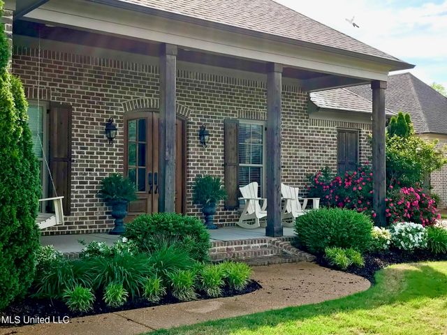 4183 Robinson Crossing, Olive Branch, MS 38654