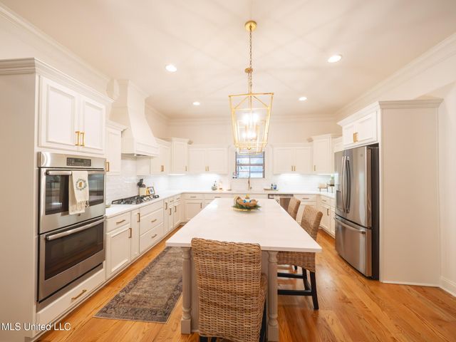 4183 Robinson Crossing, Olive Branch, MS 38654