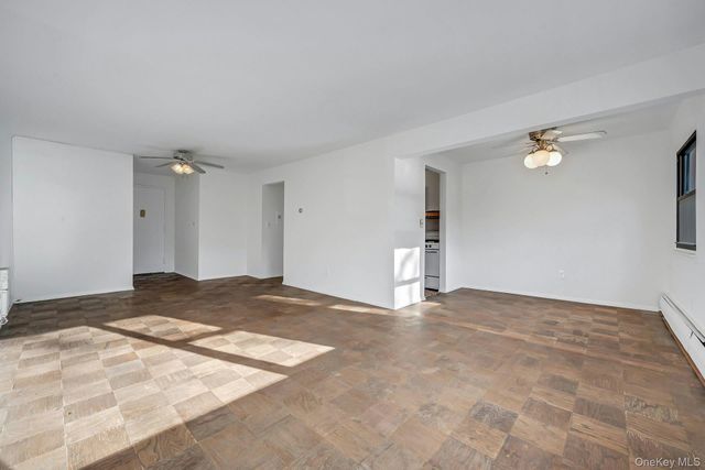 2261 Palmer Avenue 2M, New Rochelle, NY 10801