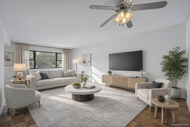 2261 Palmer Avenue 2M, New Rochelle, NY 10801