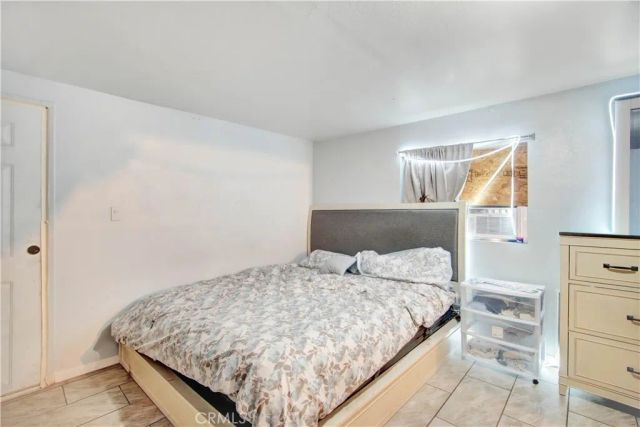 18883 6th, Bloomington, CA 92316