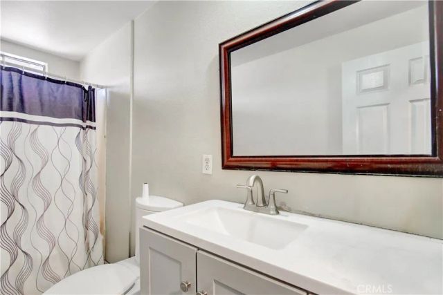 18883 6th, Bloomington, CA 92316