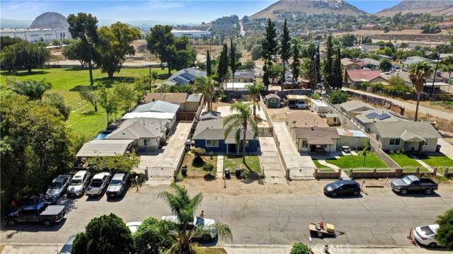 18883 6th, Bloomington, CA 92316