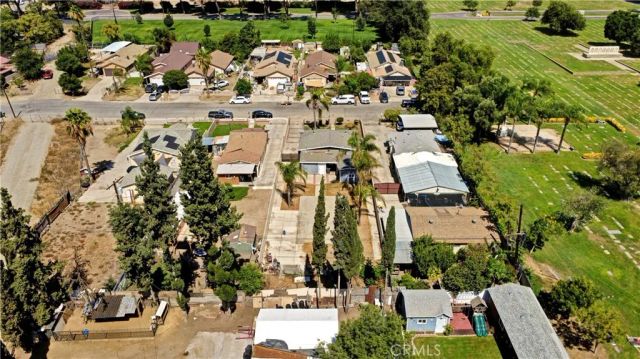 18883 6th, Bloomington, CA 92316