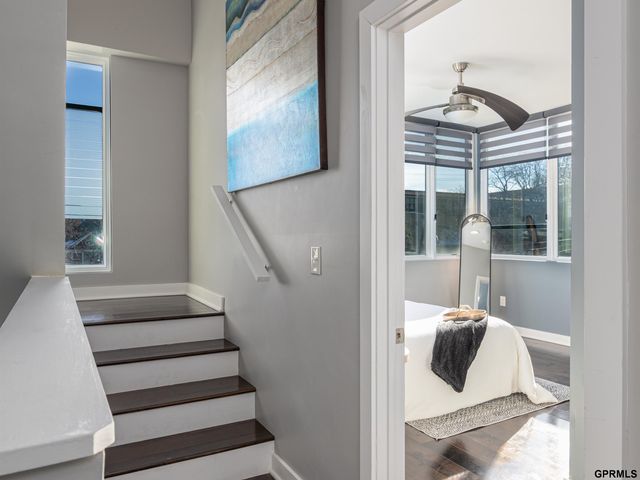 1236 S 10 Street, Omaha, NE 68108