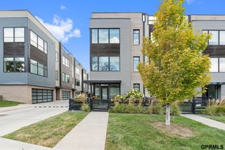 1236 S 10 Street, Omaha, NE 68108