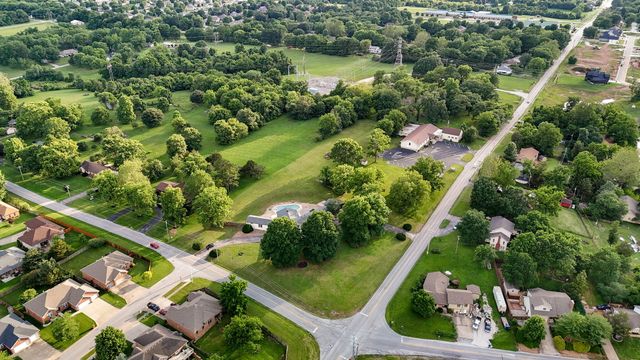 5021 S Farm Road 137, Springfield, MO 65810