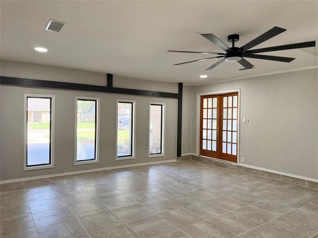 904 Whispering Lake, Shreveport, LA 71107