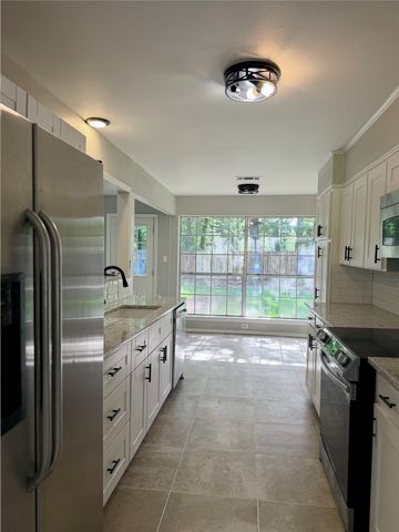 904 Whispering Lake, Shreveport, LA 71107