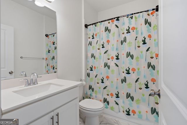 835 Green Sapling Trail, Suwanee, GA 30024