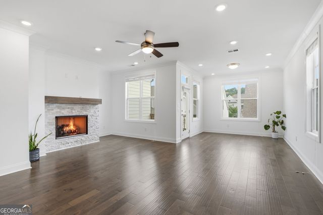 835 Green Sapling Trail, Suwanee, GA 30024