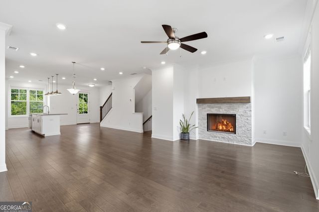 835 Green Sapling Trail, Suwanee, GA 30024