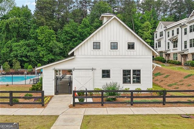 835 Green Sapling Trail, Suwanee, GA 30024