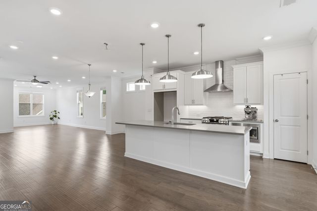 835 Green Sapling Trail, Suwanee, GA 30024