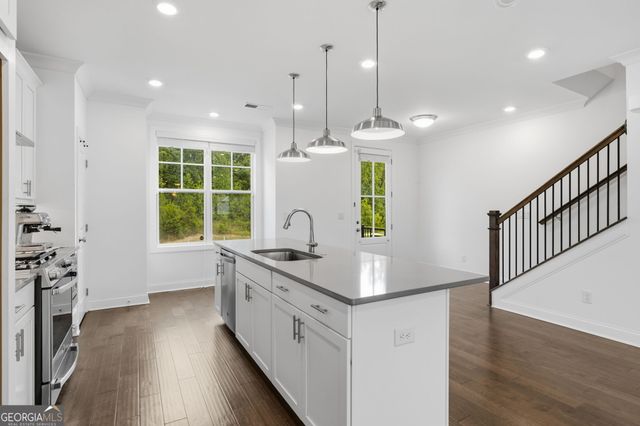 835 Green Sapling Trail, Suwanee, GA 30024