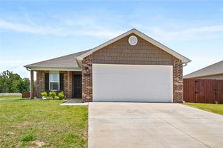 3609 Scarlet Lane, Siloam Springs, AR 72761