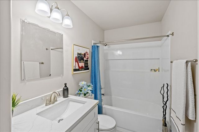 9178 E Marshall Place N, Tulsa, OK 74115