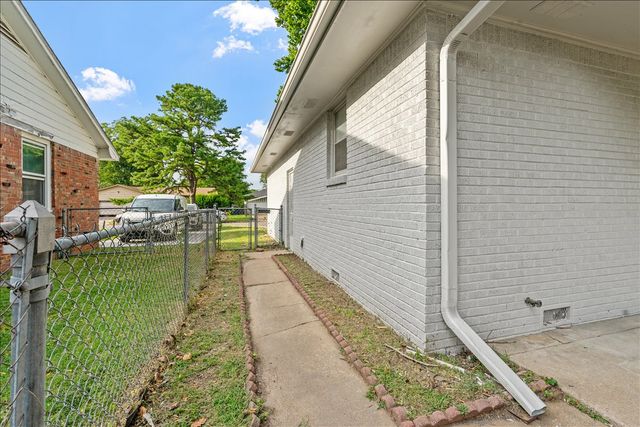9178 E Marshall Place N, Tulsa, OK 74115