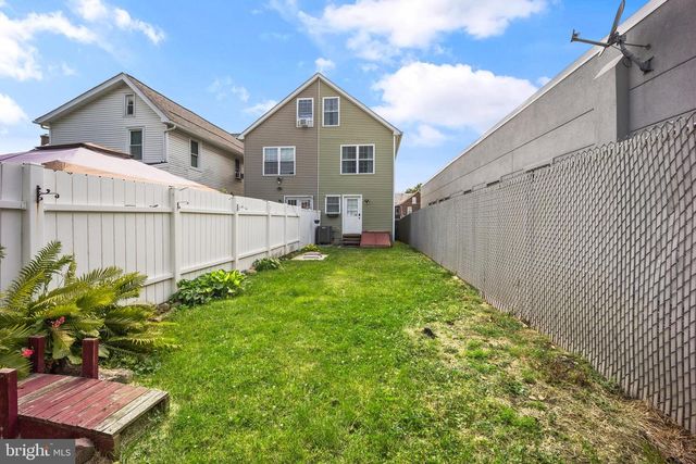 1536 HOTTLE AVE, Bethlehem, PA 18018
