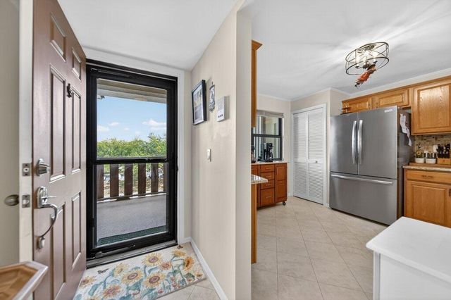 166 SE St Lucie Boulevard 302d, Stuart, FL 34996