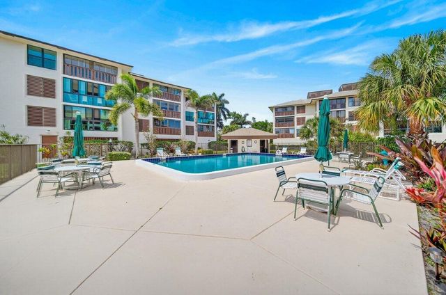 166 SE St Lucie Boulevard 302d, Stuart, FL 34996