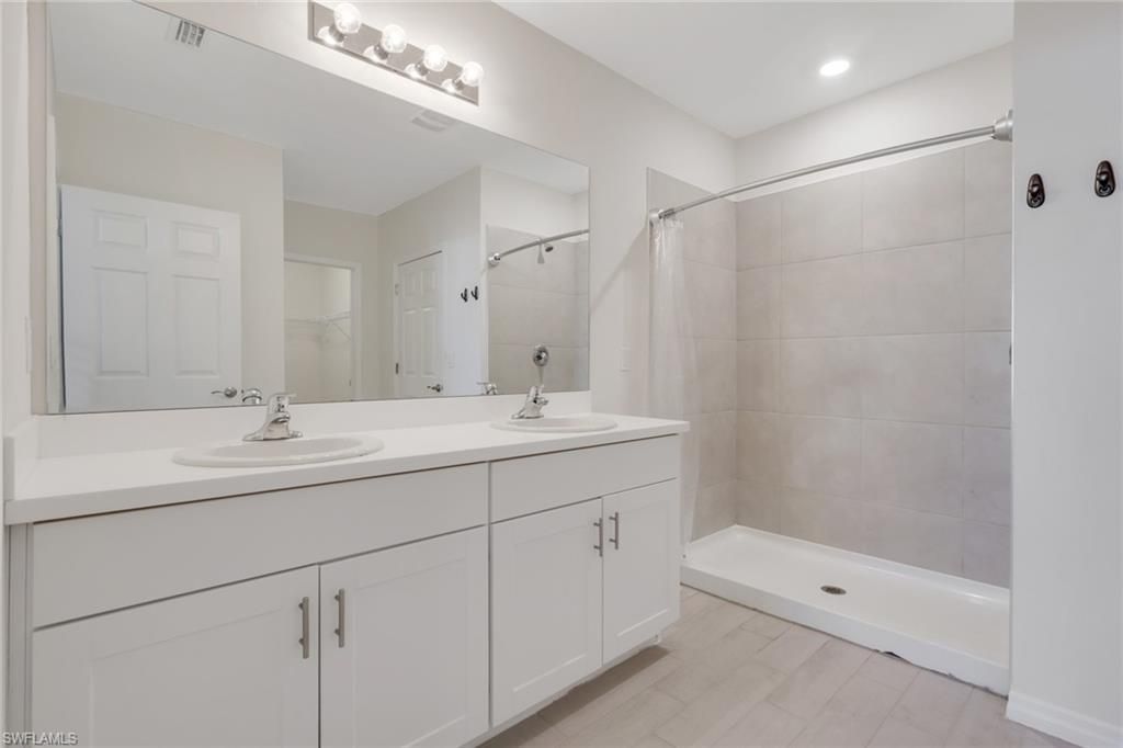 Image 15 of property listing at 2800 NW 6th AVE, Cape Coral, FL 33993