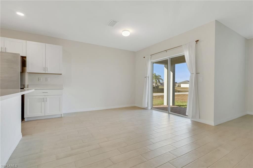 Image 7 of property listing at 2800 NW 6th AVE, Cape Coral, FL 33993