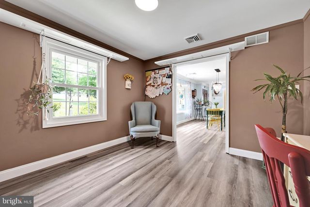 127 FREEDOM VALLEY CIR, Coatesville, PA 19320