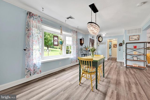 127 FREEDOM VALLEY CIR, Coatesville, PA 19320