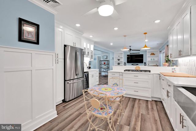 127 FREEDOM VALLEY CIR, Coatesville, PA 19320
