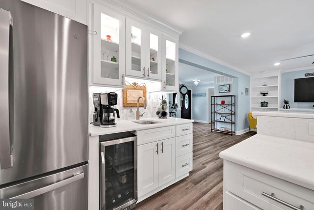 127 FREEDOM VALLEY CIR, Coatesville, PA 19320