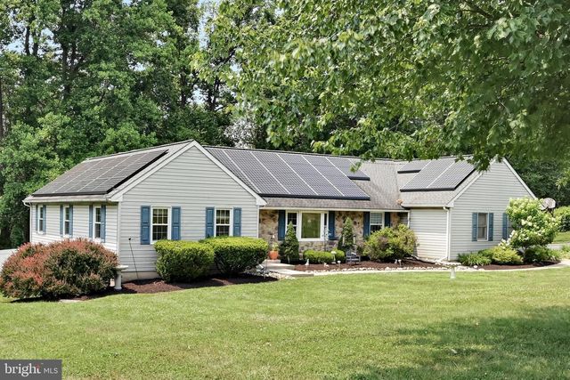 127 FREEDOM VALLEY CIR, Coatesville, PA 19320