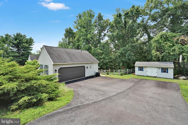127 FREEDOM VALLEY CIR, Coatesville, PA 19320