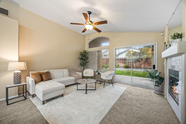 5680 W Parr Avenue, Fresno, CA 93722