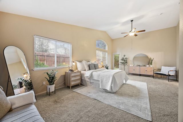 5680 W Parr Avenue, Fresno, CA 93722