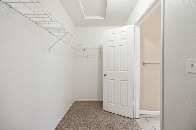 5680 W Parr Avenue, Fresno, CA 93722