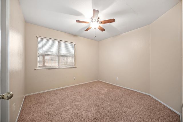 5680 W Parr Avenue, Fresno, CA 93722