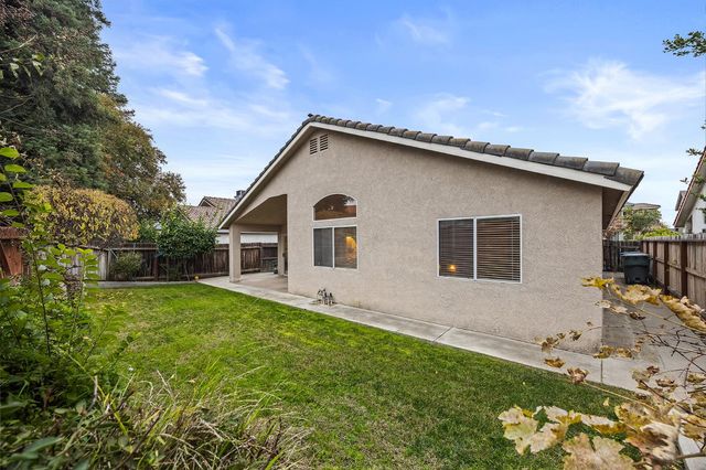 5680 W Parr Avenue, Fresno, CA 93722