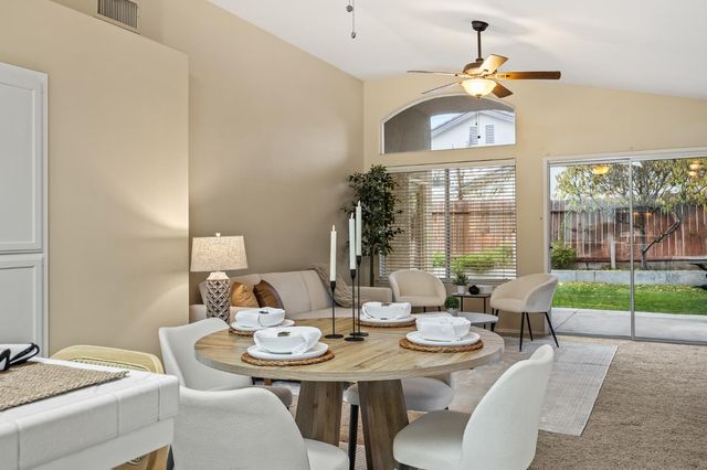 5680 W Parr Avenue, Fresno, CA 93722